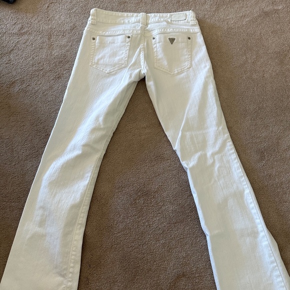 White Guess Jeans - Picture 1 of 2